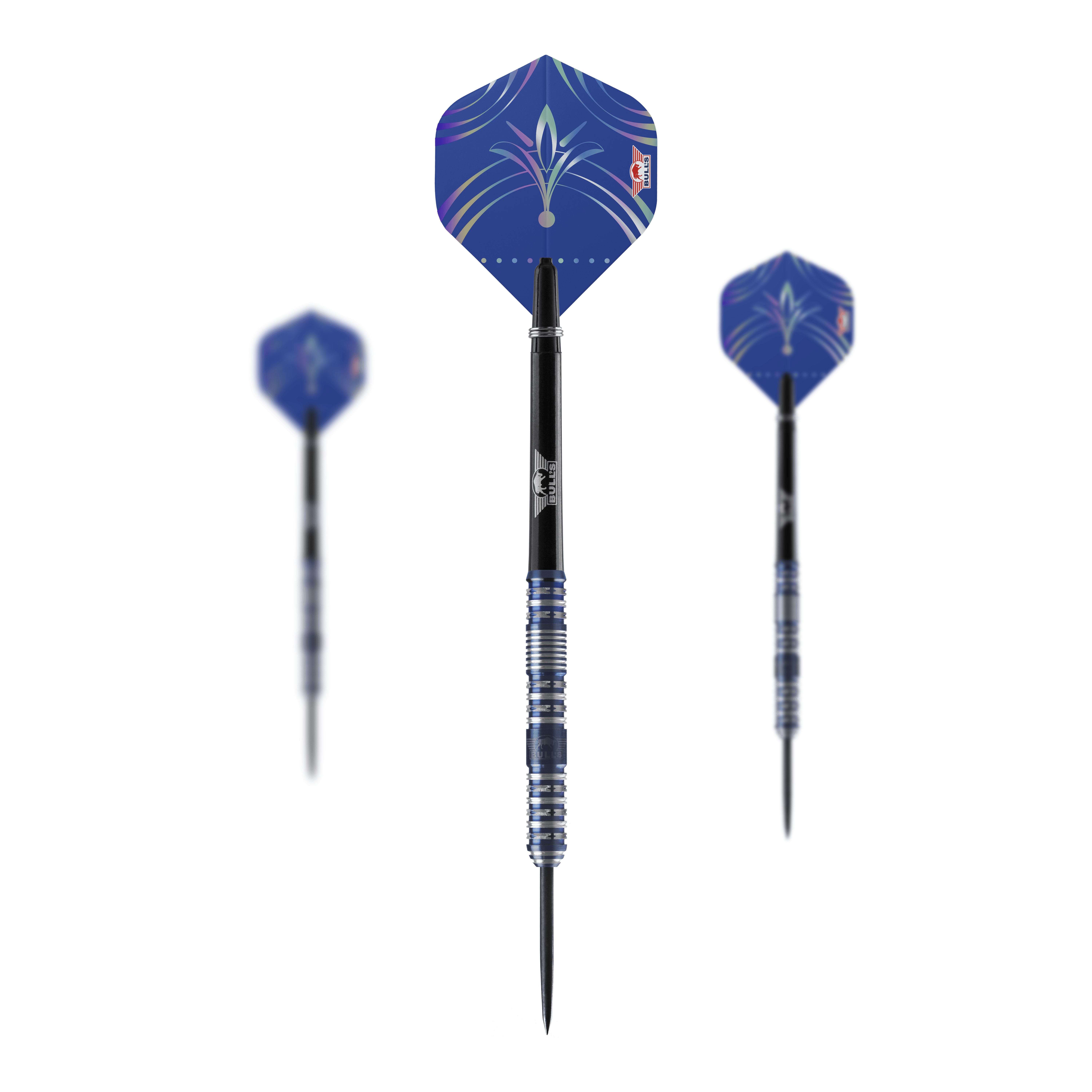 Fléchettes en acier Silvian Bulls NL Das Bild zeigt drei Steeldarts des Produkts "Bulls NL Silvian Steeldarts". Die Flights sind blau mit einem dekorativen Muster.