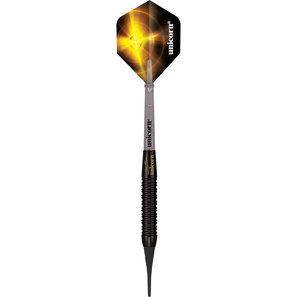23664_Unicorn_World_Champion_Gary_Anderson_Black_Brass_Softdarts_1e5Ie1cUne07a8 Dies ist ein Unicorn World Champion Gary Anderson Black Brass Softdart mit einem Gewicht von 19 g. Der Dart hat ein schwarzes, geriffeltes Barrel und ein Flight mit gelbem, leuchtendem Design.