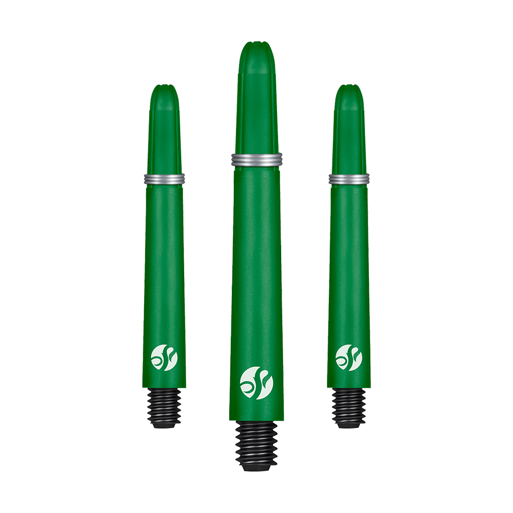 Tiges en carbone Shot Koi - Vertes Auf dem Bild sind drei grüne Dartschäfte mit schwarzen Gewinden zu sehen. Sie haben silberne Ringe und ein weißes Logo am unteren Ende.