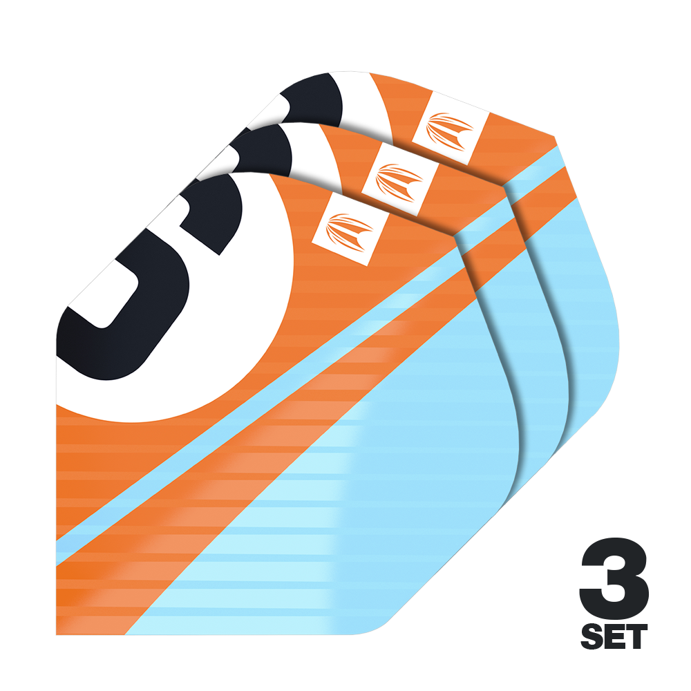 Das Bild zeigt drei Sätze der Target Pro Ultra Chicane Orange No2 Standard Flights. Die Flights sind orange und hellblau mit einem auffälligen schwarzen und weißen Design.