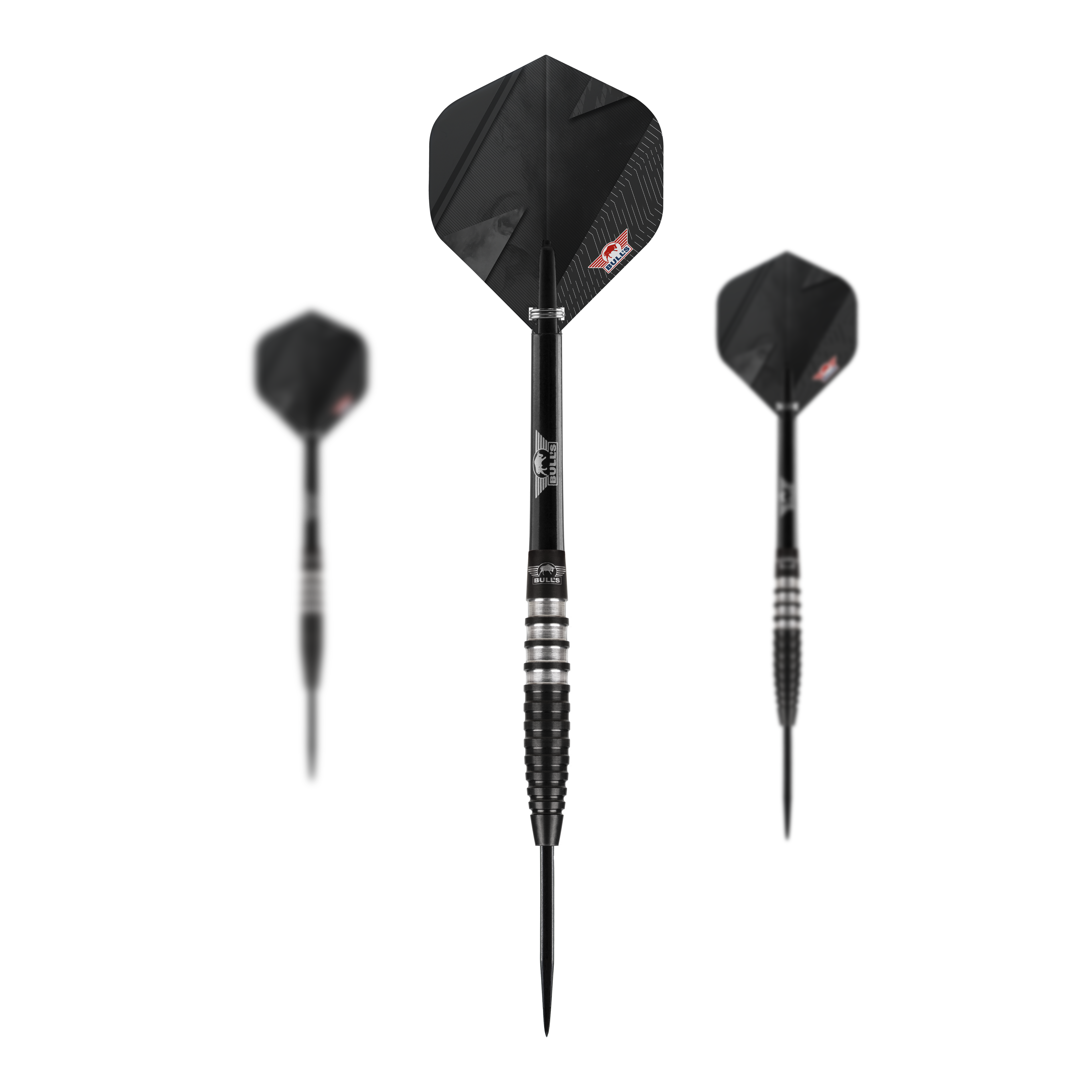 Fléchettes Bulls NL Lightning en acier noir Das Bild zeigt drei schwarze Steeldarts des Modells "Bulls NL Lightning Black". Die Darts haben ein modernes, geriffeltes Design mit schwarzen Flights.