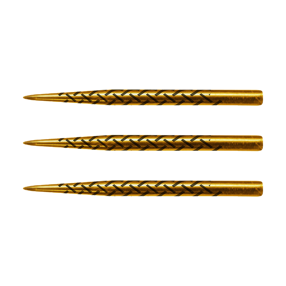 SM4046_Shot_Warrior_Gold_Titanium_Steeldartspitzen_1 Auf dem Bild sind drei goldfarbene Dartspitzen aus Titanstahl abgebildet. Sie haben ein eingraviertes Muster entlang der Oberfläche.