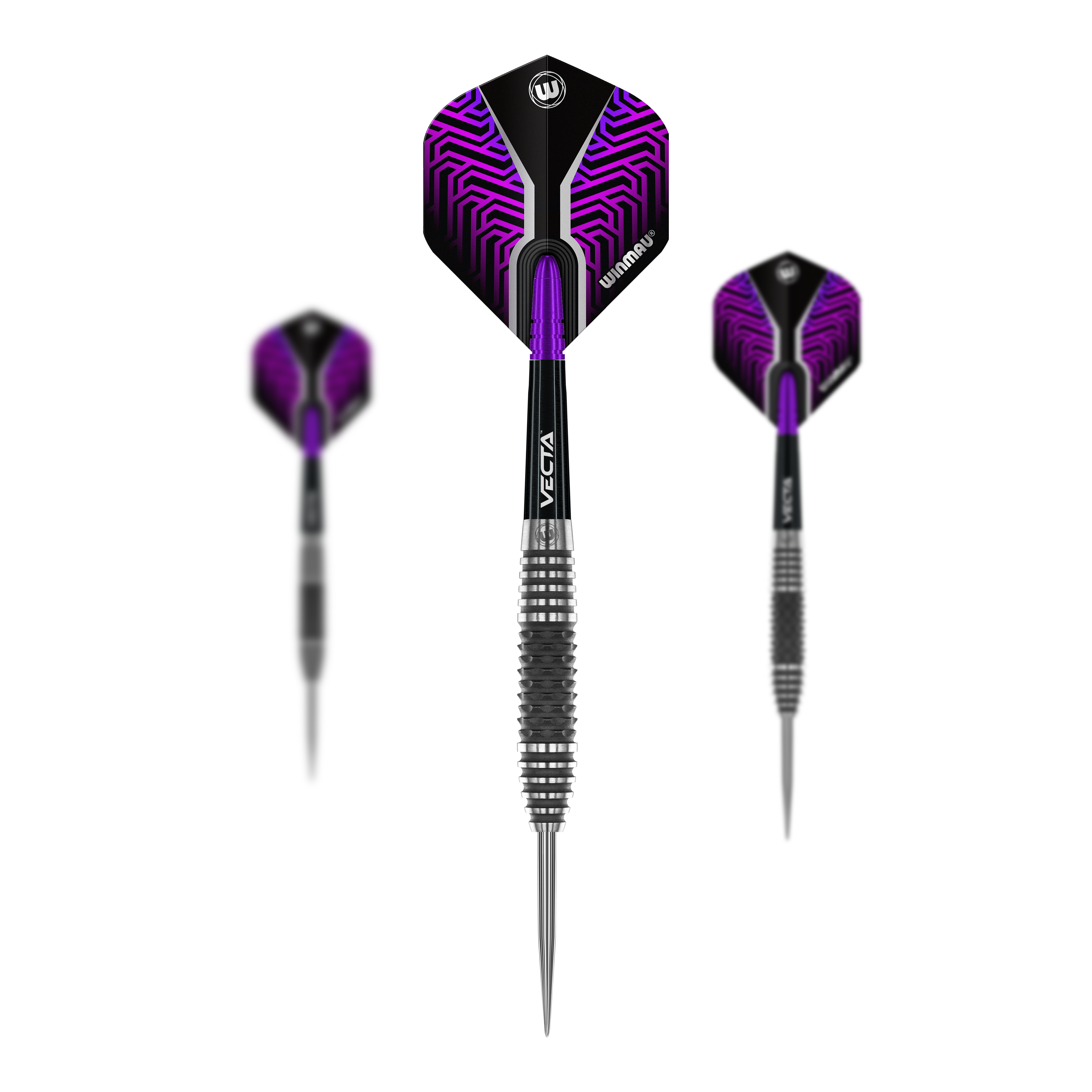Fléchettes en acier Winmau Kairos 01 Das Bild zeigt drei Winmau Kairos 01 Steeldarts mit einer schwarzen und violetten Optik. Die Flights haben ein auffälliges Muster und die Spitzen bestehen aus Metall.