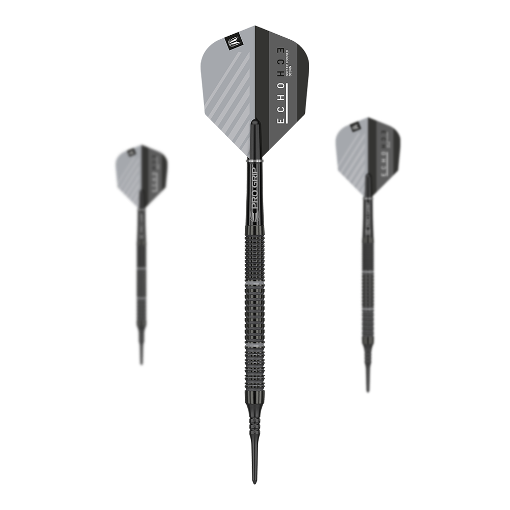 Fléchettes souples Target Echo 11 Das Bild zeigt drei Softdarts des Produkts "Target Echo 11". Die Darts sind schwarz mit grauen Flights und haben eine strukturierte Griffzone.