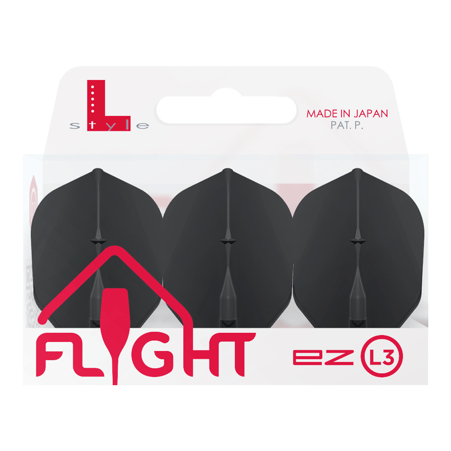 Vols L-L-Style3EZ Auf dem Bild ist eine Packung mit drei schwarzen Dartflights der Marke L-Style zu sehen. Die Verpackung trägt die Aufschrift „MADE IN JAPAN“ und „FLIGHT ez L3“.