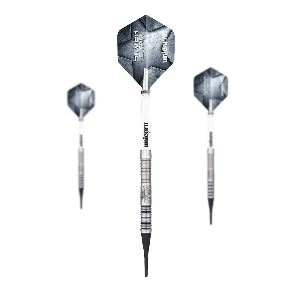 Fléchettes souples Unicorn Silver Star Var.2 Gary Anderson Das Bild zeigt drei Softdarts des Modells "Unicorn Silver Star Var.2 Gary Anderson". Die Darts haben silberne Spitzen, einen geriffelten Schaft und blaue Akzente auf dem Barrel.