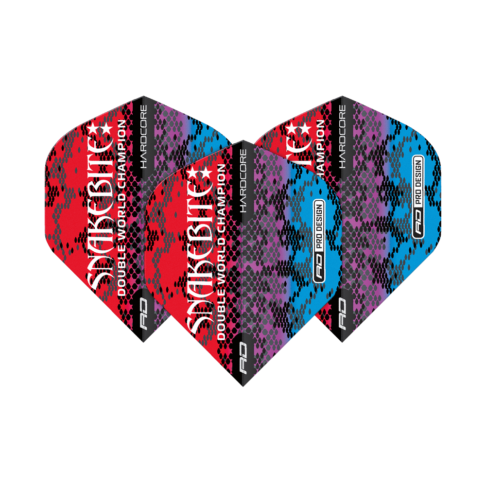 Das Bild zeigt drei Dartflights mit einem bunten Schlangenhautmuster in Rot, Lila und Blau. Auf den Flights steht "Snakebite Double World Champion" sowie der Markenname "Red Dragon".