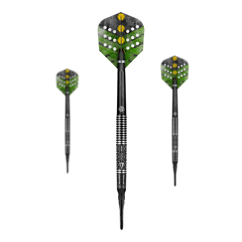 Shot de Devon Petersen avec les fléchettes souples The Courage Shot Devon Petersen The Courage Softdarts mit detailliertem Flight-Design. Die Darts sind beobachtbar angeordnet.