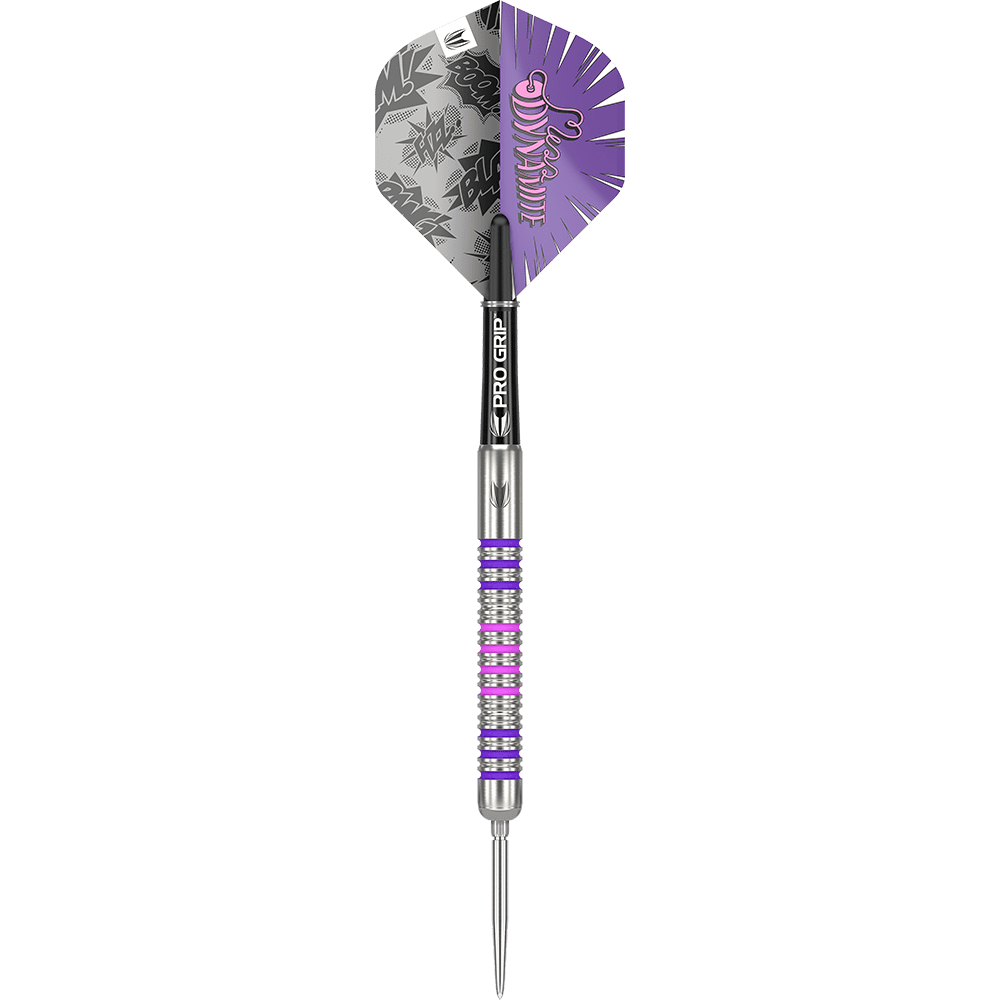 Der abgebildete Dart ist der "Target Eleanor Cairns GEN1 Swiss Point Steeldart - 24g". Er besitzt ein auffälliges Design mit lila, silbernen und pinken Akzenten sowie einer gemusterten Flight.