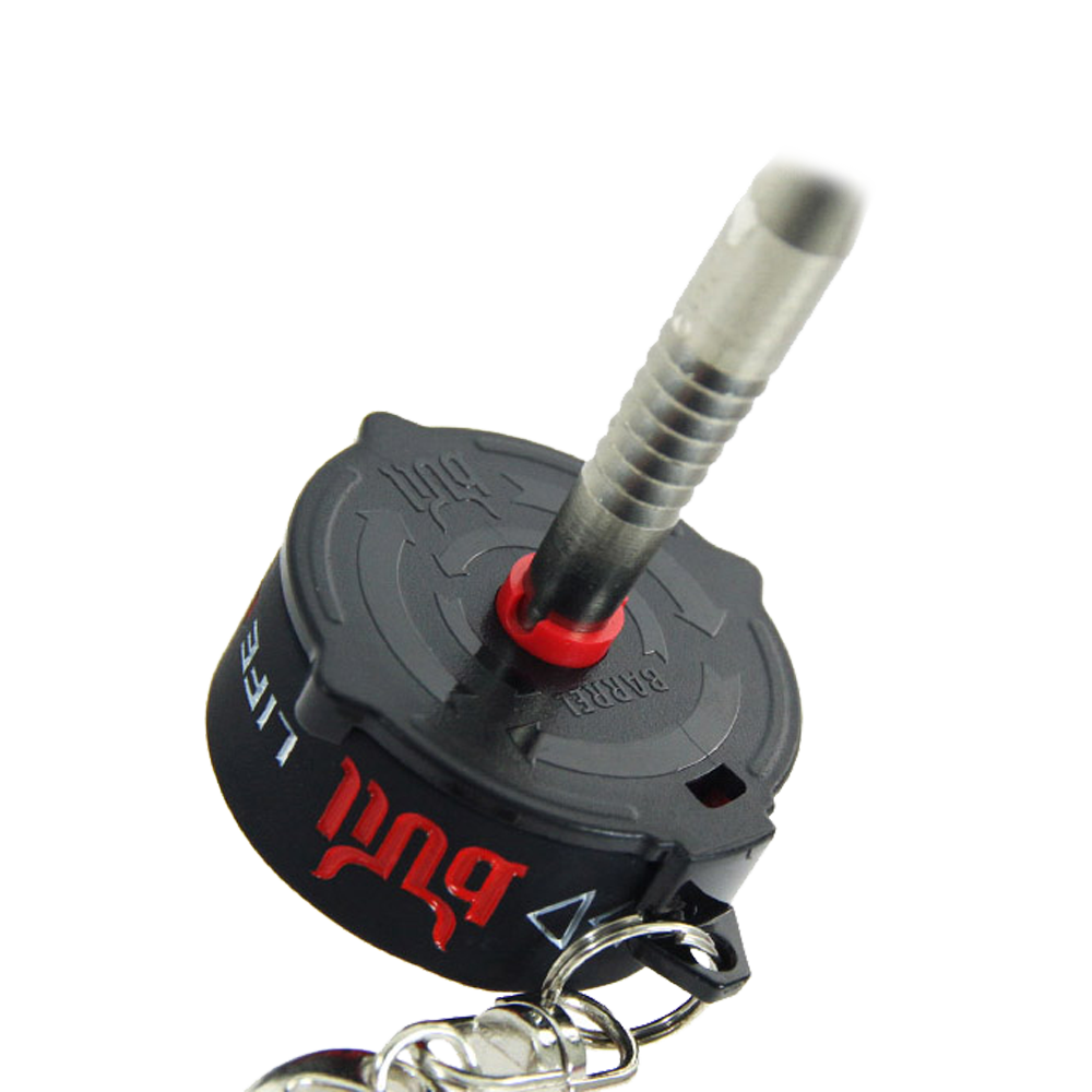 LSF18_L-Style_Bull_Spitzen-und-Shaftrestentferner_3 Das Bild zeigt den L-Style BULL Spitzen- und Shaftrestentferner. Das Werkzeug ist schwarz mit roten Akzenten und besitzt einen Schlüsselanhänger.