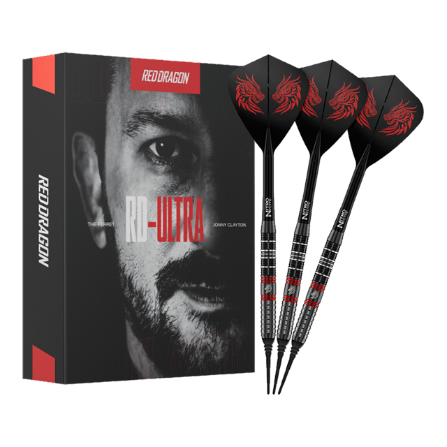 Fléchettes souples Red Dragon Jonny Clayton RD-ULTRA - 18 g Zu sehen sind die Red Dragon Jonny Clayton RD-ULTRA Softdarts - 18g in voller Ansicht. Die Darts haben eine silberne Barrel, schwarze Details und leuchtende Flights.