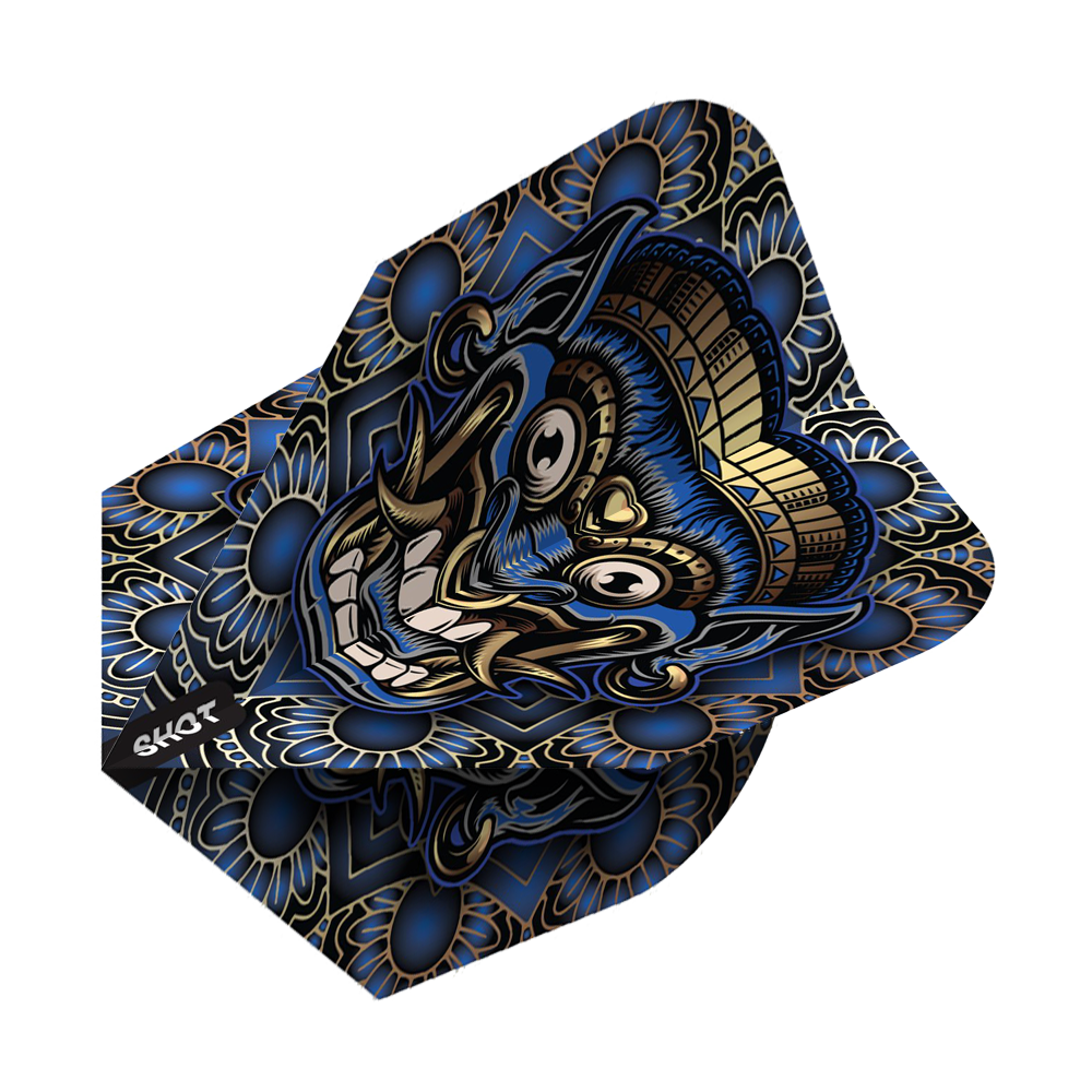 Vols d'armes tribales Shot Java n°6 Das Bild zeigt ein Dartflight mit einem auffälligen Tribal-Design in Blau, Gold und Schwarz. In der Mitte ist ein stilisierter, maskenartiger Kopf mit vielen Details zu sehen.