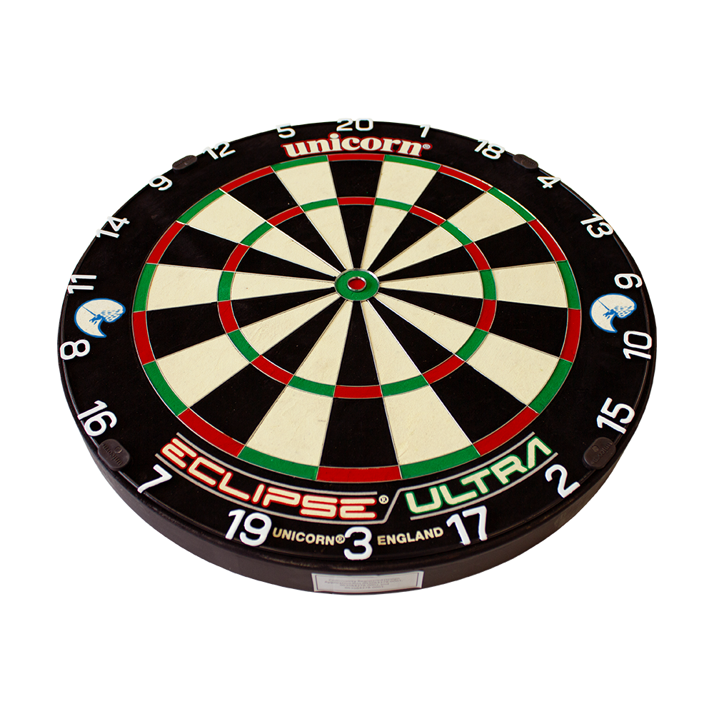 Cible de fléchettes en acier Unicorn Eclipse Ultra Das Bild zeigt eine Unicorn Eclipse Ultra Steeldartboard. Die Dartscheibe hat ein klassisches Design mit schwarzen, weißen, roten und grünen Feldern sowie klaren Zahlen.