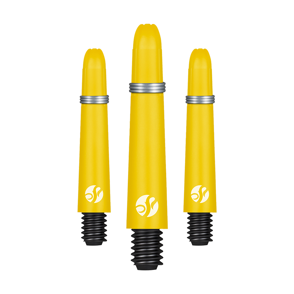 Tiges en carbone Shot Koi - Jaune Das Bild zeigt drei gelbe Dartschäfte mit schwarzem Gewinde und silbernem Ring. Sie stehen nebeneinander aufrecht in unterschiedlichen Längen.