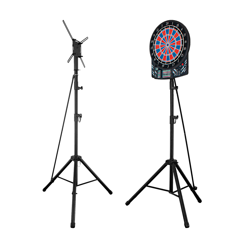1702_McDart_Hybrid_2_Pro_Dartboardst-nder_4 Das Bild zeigt den McDart Hybrid Pro Tripod Dartboardständer, einmal ohne und einmal mit Dartboard befestigt. Der Ständer ist aus schwarzem Metall und hat drei stabile Beine für festen Stand.