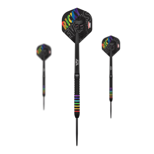 Fléchettes en acier Rapid 95 de Ricky Evans (Bulls NL) Hier sieht man das Set Bulls NL Ricky Evans Rapid 95 Steeldarts mit 23g. Mehrere Darts sind als Set zusammen abgebildet.