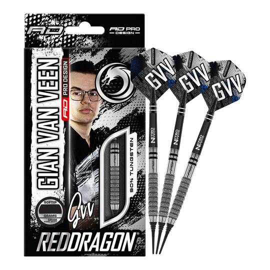 Fléchettes souples Red Dragon Gian Van Veen Tour Edition - 20 g Das Bild zeigt die "Red Dragon Gian Van Veen Tour Edition Softdarts - 20g" mit Verpackung und drei Darts. Auf der Verpackung ist ein Porträt von Gian Van Veen sowie die Produktinformationen zu sehen.
