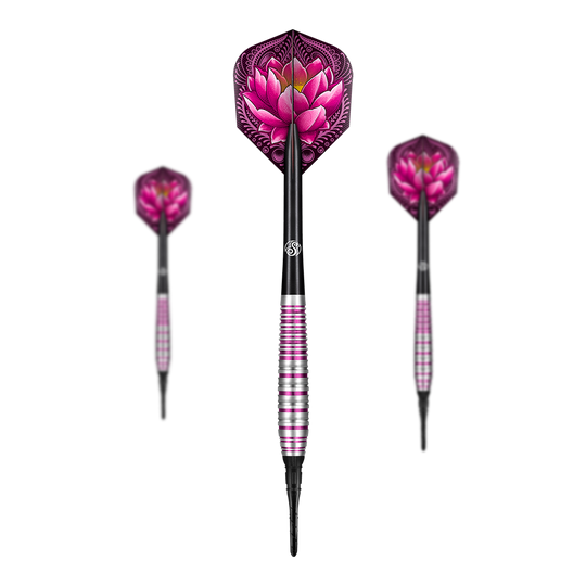 Fléchettes souples ZEN Juji Das Bild zeigt drei Softdarts des Produkts "Shot ZEN Juji Softdarts". Die Darts haben ein auffälliges Design mit pinken und silbernen Akzenten sowie einem dekorativen Lotusblüten-Muster auf den Flights.