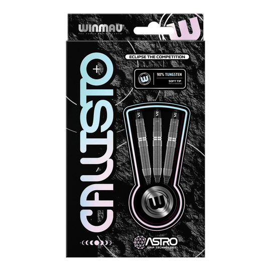 Fléchettes souples Winmau Callisto 03 - 20 g Die Abbildung zeigt die Verpackung der Winmau Callisto 03 Softdarts mit einem Gewicht von 20 g. In der Schachtel sind drei schwarze Darts mit 90 % Tungsten und Softtip sichtbar.