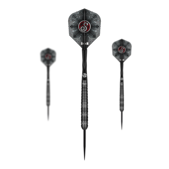 Fléchettes en acier Shot Pro-Series Haupai Puha 2 - 24 g Das Bild zeigt drei Steeldarts des Produkts "Shot Pro-Series Haupai Puha 2" mit einem Gewicht von 24 Gramm. Die Darts haben ein schwarzes Design mit auffälligen Mustern auf den Flights.