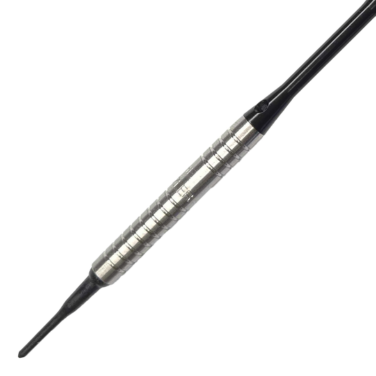 Fléchettes souples McDart 85 Tungstène V16 - 16,5 g Das Bild zeigt einen McDart 85er Tungsten V16 Softdart mit einem Gewicht von 16,5 Gramm. Der Dartpfeil hat einen silbernen, geriffelten Schaft und eine schwarze Spitze.