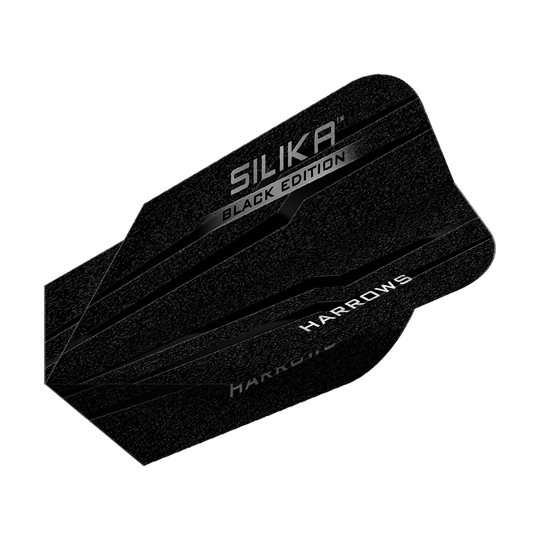 Volets fins Harrows Silika Black Edition Das Bild zeigt die Harrows Silika Black-Edition Slim Flights. Sie sind schlank, schwarz und haben silberne Schriftzüge mit den Wörtern "Silika", "Black Edition" und "Harrows".