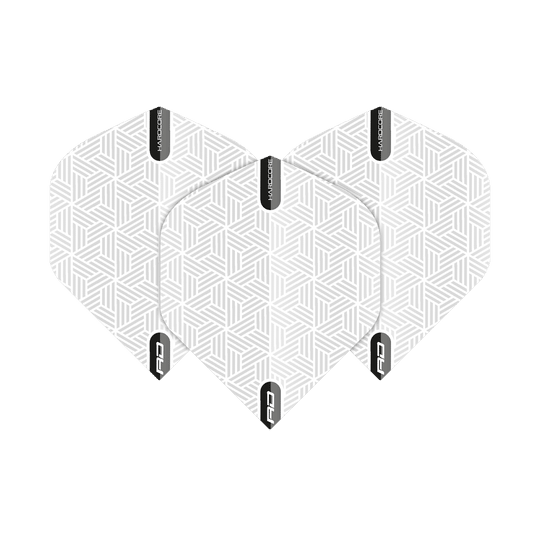 TF6427_Red_Dragon_Hardcore_White_Standard_Flights_1YY8ajxLYnFIeS Das Bild zeigt drei "Red Dragon Hardcore White Standard Flights" für Darts. Sie sind weiß mit einem dezenten geometrischen Muster und haben schwarze Akzente mit der Aufschrift "HARDCORE".