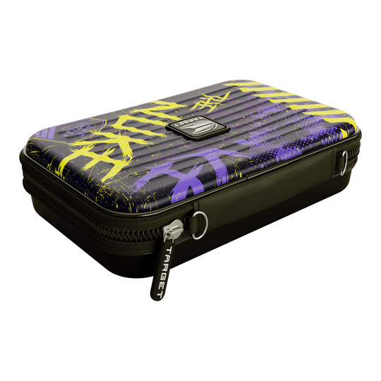 Das Bild zeigt das Target Takoma Luke Littler XL Dartcase. Es ist ein großes Dartcase für die sichere Aufbewahrung von Dartpfeilen.
