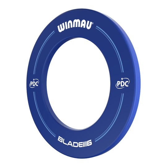 Cadre de fléchettes Winmau PDC - Bleu Das Bild zeigt einen blauen Dartboard-Surround der Marke Winmau mit der Aufschrift "PDC" und "Blade 6". Er schützt die Wand rund um die Dartscheibe vor Treffern.