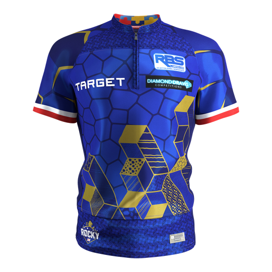 T-shirt Target Josh Rock Dart 2027 Das Produkt auf dem Bild ist das Target Josh Rock Dartshirt 2027. Es richtet sich an professionelle und Hobby-Dartspieler.