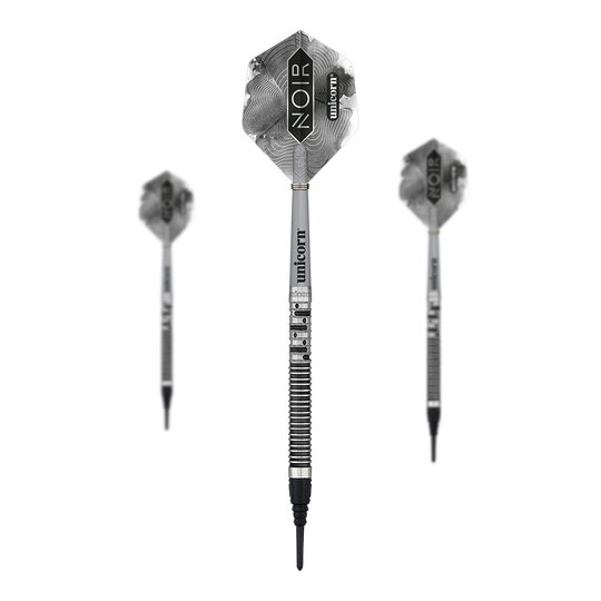 Fléchettes souples Unicorn Noir Gary Anderson Phase 5 Das Bild zeigt drei Softdarts der Marke „Unicorn Noir Gary Anderson Phase 5“. Die Darts haben ein elegantes, silber-schwarzes Design mit dem Schriftzug „NOIR“ auf den Flights.