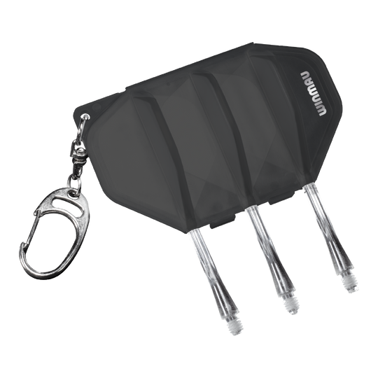 Flight-case Winmau Fusion - Noir transparent Das Bild zeigt das Winmau Fusion Flightcase in der Farbe Clear Black. Es besitzt einen Schlüsselanhänger und Platz für Darts-Flights und -Shafts.