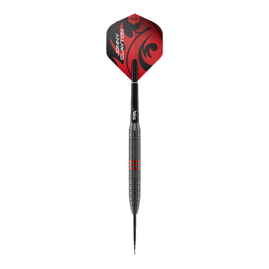 Abgebildet ist ein einzelner Red Dragon Jonny Clayton Core Brass Steeldart mit 21g Gewicht. Der Dart zeigt goldene Akzente und ein markantes Griffdesign.