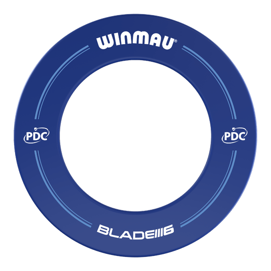 Cadre de fléchettes Winmau PDC - Bleu Das Bild zeigt einen blauen Dartboard-Surround der Marke Winmau mit PDC-Logo. Auf dem Ring stehen die Worte "WINMAU" und "BLADE 6".