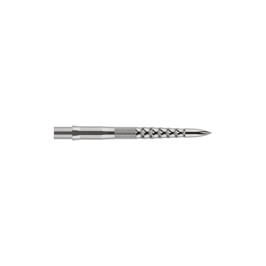 Embouts de fléchettes Mission Caliburn EVO - Ripple - Argent Auf dem Bild ist eine silberne Steeldartspitze mit feinen Rillen und einem speziellen Riffel-Design zu sehen. Sie ist lang und schmal und wirkt sehr präzise verarbeitet.