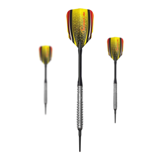 Fléchettes souples McDart 85 Tungstène V20 - 17 g Das Bild zeigt drei Softdarts des Modells "McDart 85er Tungsten V20" mit einem Gewicht von 17g. Die Flights sind in Gelb, Rot und Schwarz gestaltet und haben ein Wabenmuster.