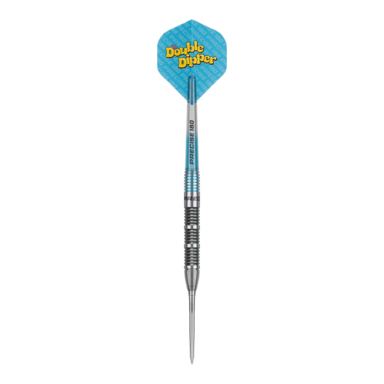 Dies ist ein Bild der Precise 180 Bela Schugmann Double Dipper V1 Steeldarts. Die Steeldarts sind für präzises Dartspiel gestaltet.