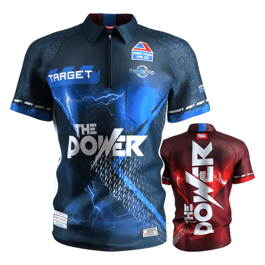 Maillot de fléchettes Target Coolplay Phil Taylor 2025 Das Bild zeigt zwei Dartshirts mit dem Aufdruck "THE POWER" von Target Coolplay Phil Taylor 2025. Eines der Shirts ist hauptsächlich blau, das andere rot, beide mit auffälligen Blitzdesigns.