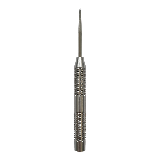 Canons en acier McDart SilverGrip Das Bild zeigt einen McDart SilverGrip Steeldart Barrel. Der Dart ist aus Metall und hat eine strukturierte Grifffläche für besseren Halt.