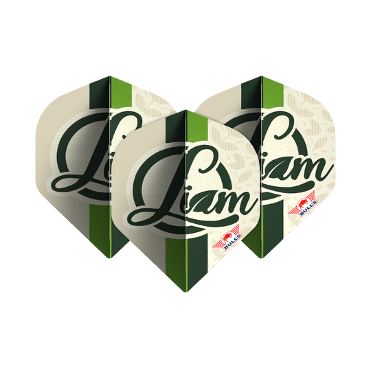 Bulls NL Joueur 100 Liam Maendl Lawrance No2 Vols Standard Das Bild zeigt drei Dart-Flights mit dem Namen "Liam" in grüner Schrift darauf. Unten rechts befindet sich das rote Bulls NL Logo.