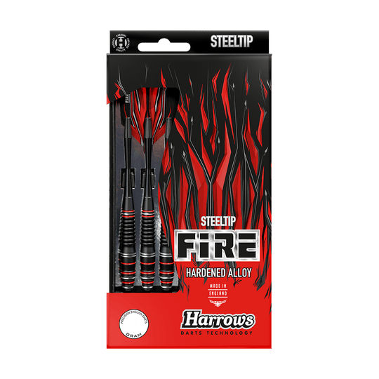 HA28825_Harrows_Fire_High_Grade_Alloy_Steeldarts_3 Die Abbildung zeigt eine Verpackung der "Harrows Fire High Grade Alloy Steeldarts". Das Design ist in Schwarz und Rot gehalten und hebt die hochwertigen Stahldarts hervor.