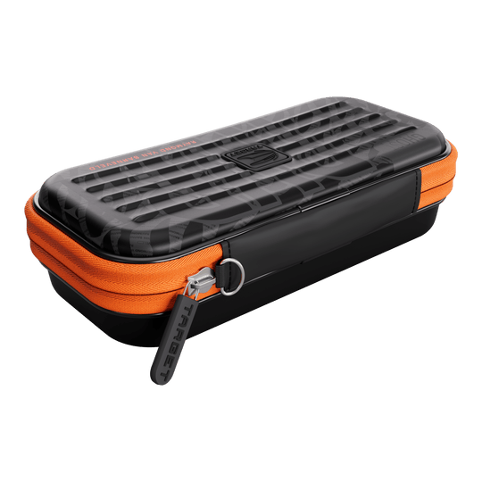 Étui à fléchettes Takoma Ghost Series Raymond Van Barneveld Hier ist das Takoma Ghost Series Raymond Van Barneveld Dartcase zu sehen. Das Dartcase dient zur sicheren Aufbewahrung von Darts und Zubehör.