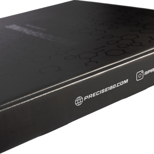 Cible de fléchettes Precise 180 Endorphine Steel avec anneau numéroté - Rose cyber Abgebildet ist das Precise 180 Endorphine Steeldartboard mit Nummernring in Inferno Red. Das Dartboard ist robust und für ein präzises Spielerlebnis konzipiert.