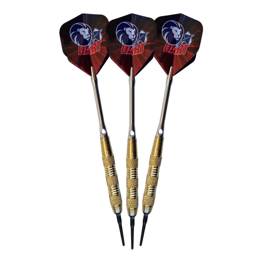 Das Bild zeigt drei 99 Löwen Soft-Tip Darts mit einem Gewicht von 18g. Die Flights sind schwarz-rot und mit einem Löwenkopf-Motiv sowie dem Schriftzug "DART" bedruckt.