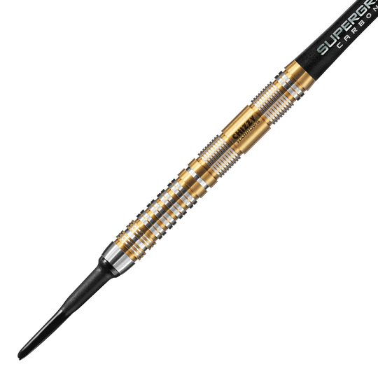 Fléchettes souples Dave Chisnall Chizzy Series 2 de Harrow Das Bild zeigt einen Harrows Dave Chisnall Chizzy Series 2 Softdart. Der Dartpfeil hat ein auffälliges Design mit goldenen und silbernen Ringen entlang des Barrels.