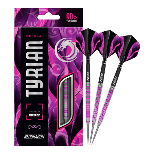 Fléchettes en acier tyrien du Dragon Rouge Das Bild zeigt die Red Dragon Tyrian Steeldarts mit auffälligem lila und pinkem Design. Die Darts bestehen zu 90% aus Tungsten und sind in einer stilvollen Verpackung präsentiert.