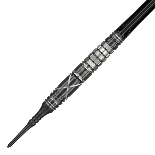 Fléchettes souples Target Japan Black Marque Chaos 2 - 19 g Auf dem Bild ist ein Softdart der Marke "Target Japan Black Marque Chaos 2" mit 19g Gewicht zu sehen. Der Dartpfeil hat ein schwarzes Design mit silbernen Akzenten und einer geriffelten Griffzone.