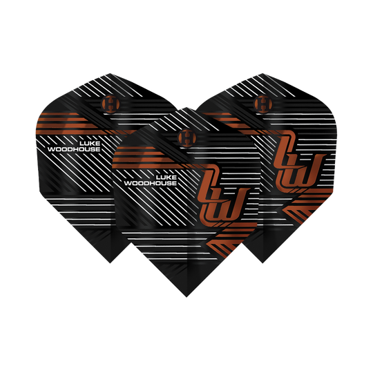 Das Bild zeigt die Harrows Luke Woodhouse Series 2 Flights. Die Flights sind überwiegend schwarz mit weißen und orangefarbenen Linien sowie dem Namen "Luke Woodhouse" aufgedruckt.