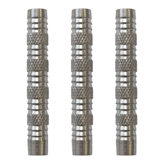Fléchettes souples McDart Knurled Shark - 18 g Hier sieht man McDart Knurled Shark Softdart Barrels - 18g als Set. Die Dart-Barrels sind silbern und haben ein markantes Rillenmuster.