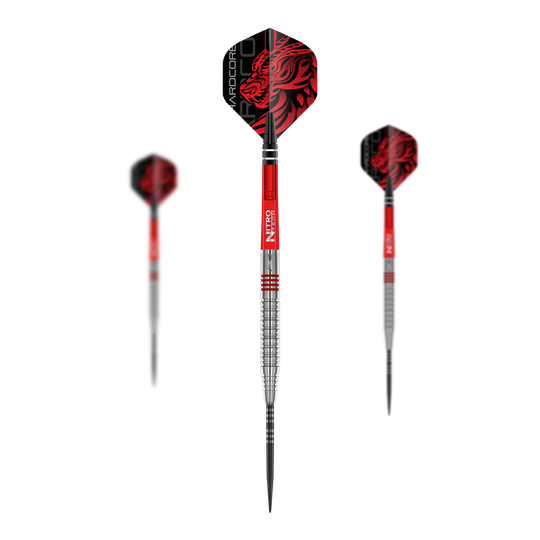 Red Dragon Jonny Clayton Original 2 fléchettes en acier Das Bild zeigt drei Red Dragon Jonny Clayton Original 2 Steeldarts. Die Darts haben rote und silberne Griffe sowie Flights mit einem roten Drachenmotiv.